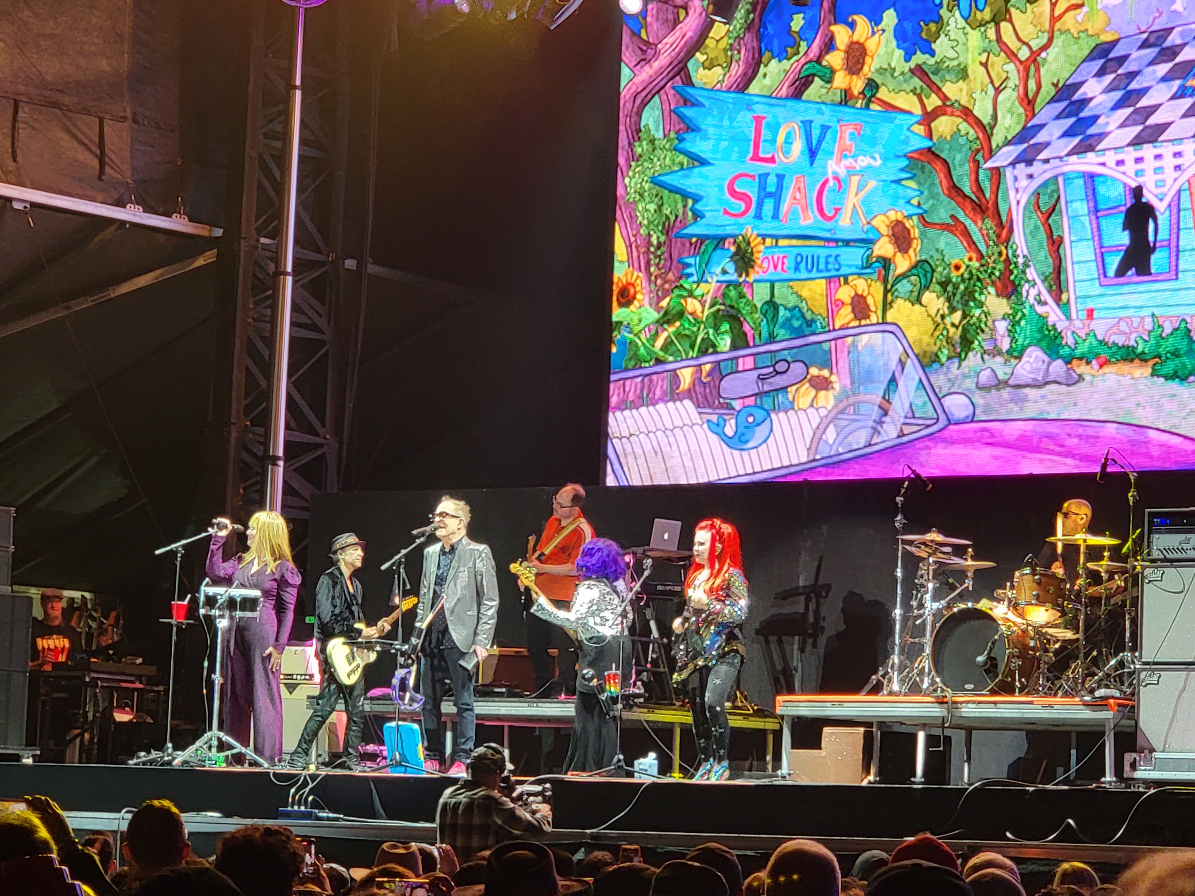 B52s2023-11-18DarkerWavesFestivalHuntingtonBeachCA (15).jpg